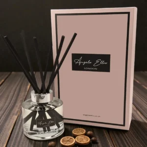 Sandalwood & Black Pepper Reed Diffuser