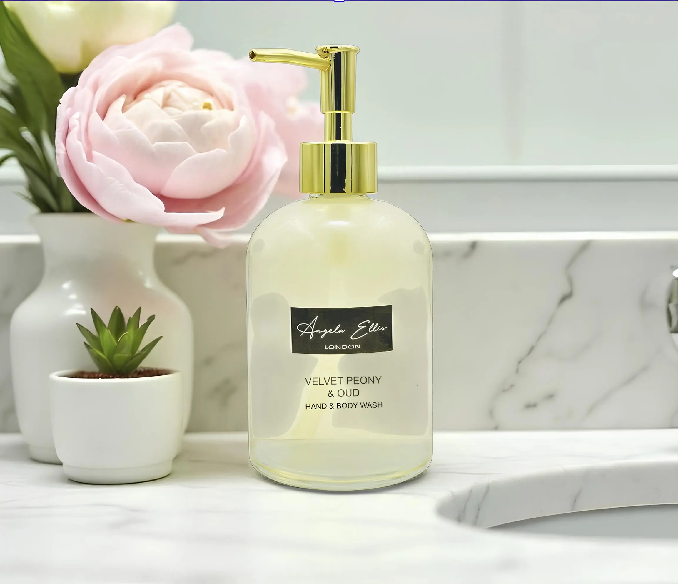 Velvet Peony & Oud Wash & Lotion - Image 2